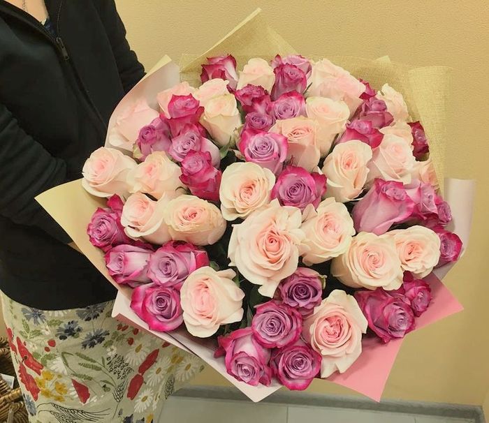 Букет из роз разных цветов (59 фото)